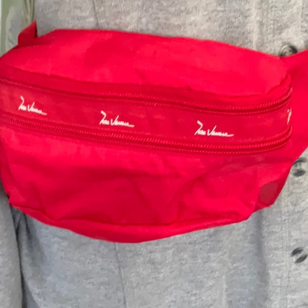 TARA VANESSA FANNY PACK NWOT